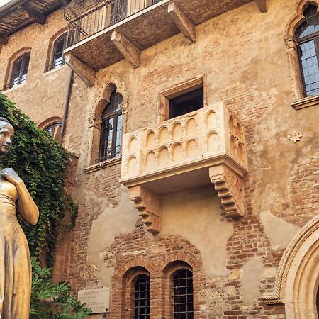 Opera Luxury Apartment Verona Eksteriør billede
