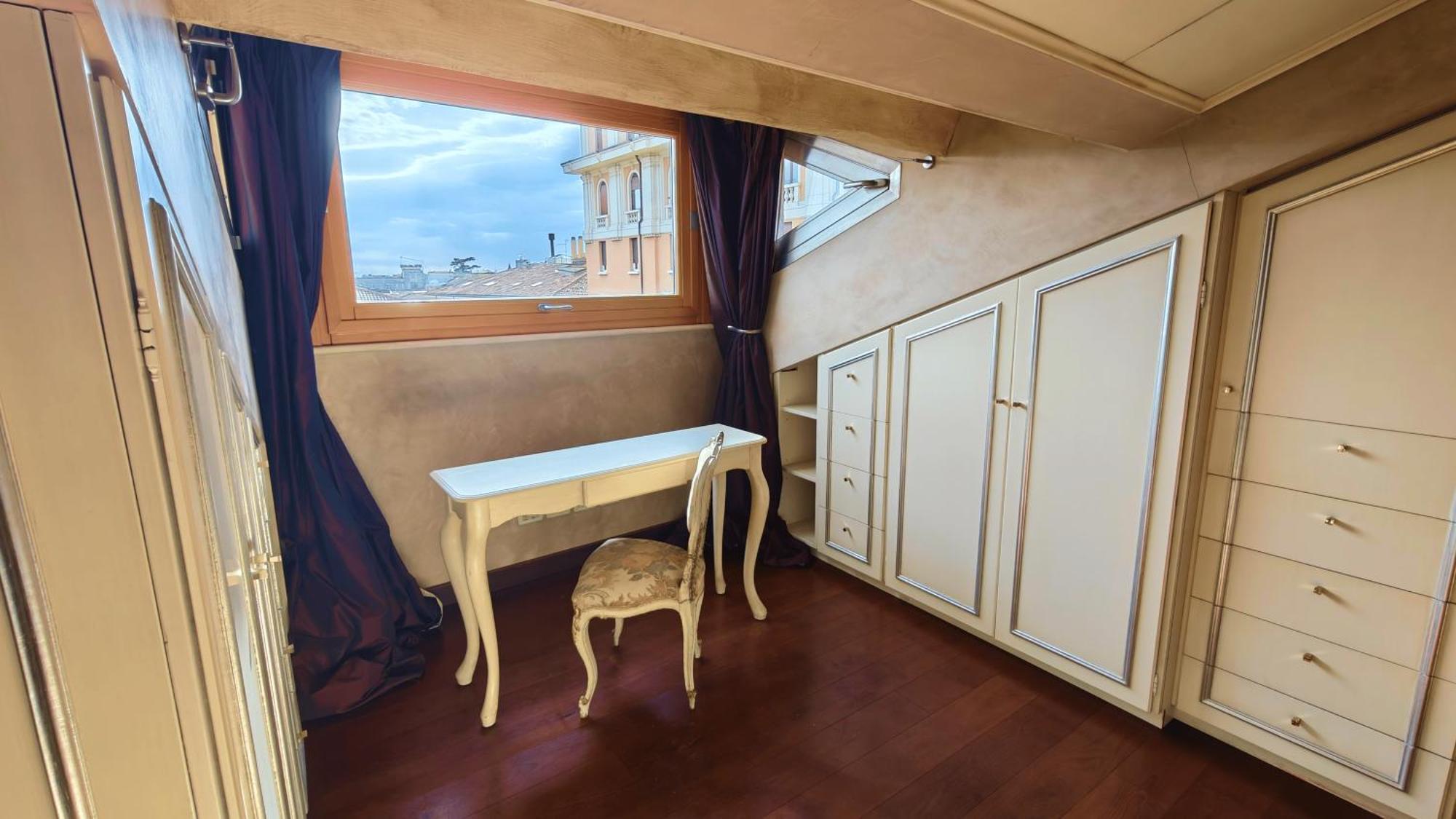Opera Luxury Apartment Verona Eksteriør billede