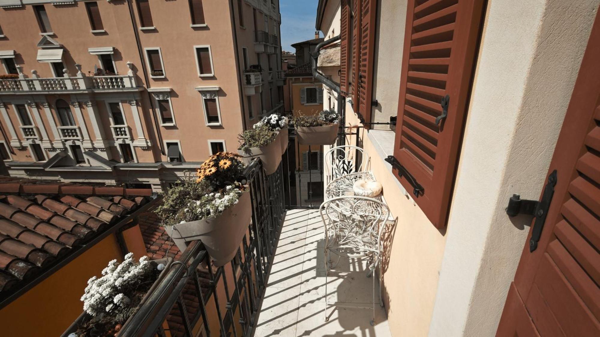 Opera Luxury Apartment Verona Eksteriør billede